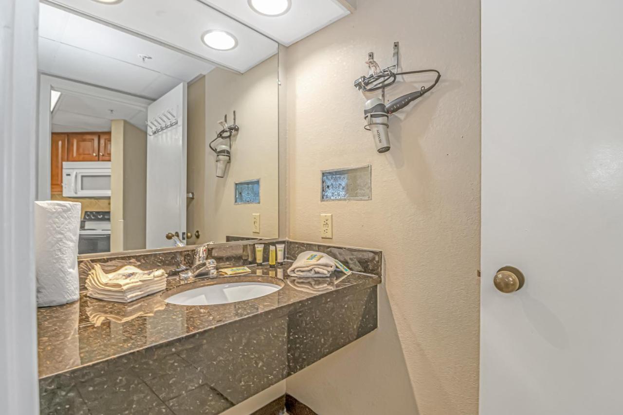 Oceanview 1 Bedroom Suite Landmark Resort 548 Perfect For A Couple Or Party Of 4 Myrtle Beach Zewnętrze zdjęcie